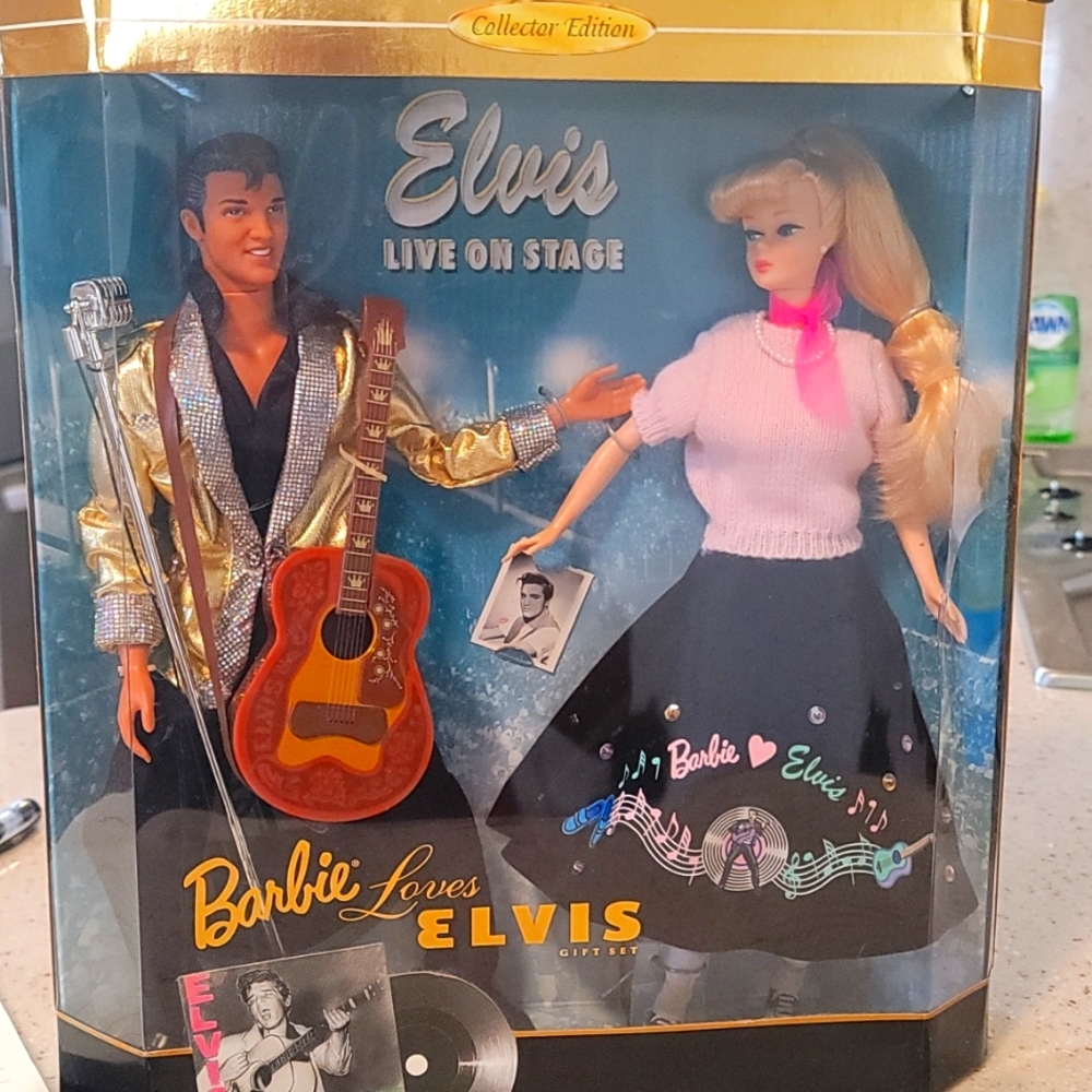 Mattel Barbie Loves Elvis Collector Edition Set